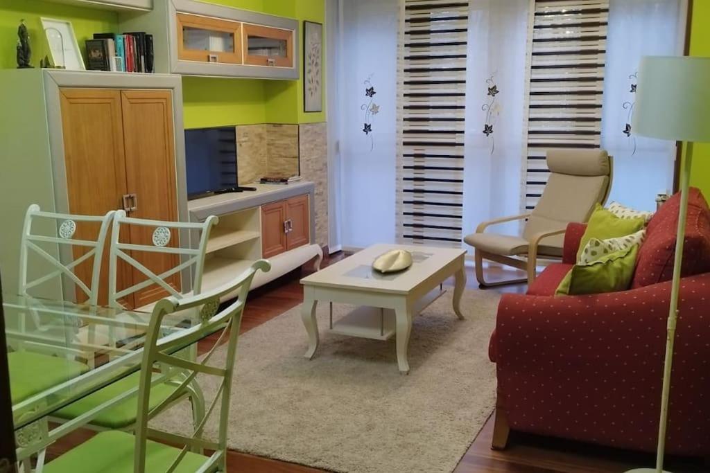 Apartamento El Ferial 萨龙 外观 照片
